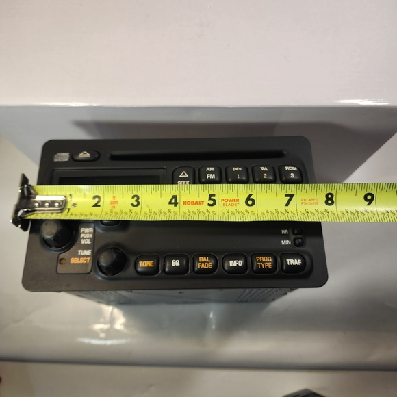 OEM  AM/FM/CD  P/N 12207119 for 2003-08 Pontiac/Toyota - Picture 8 of 14
